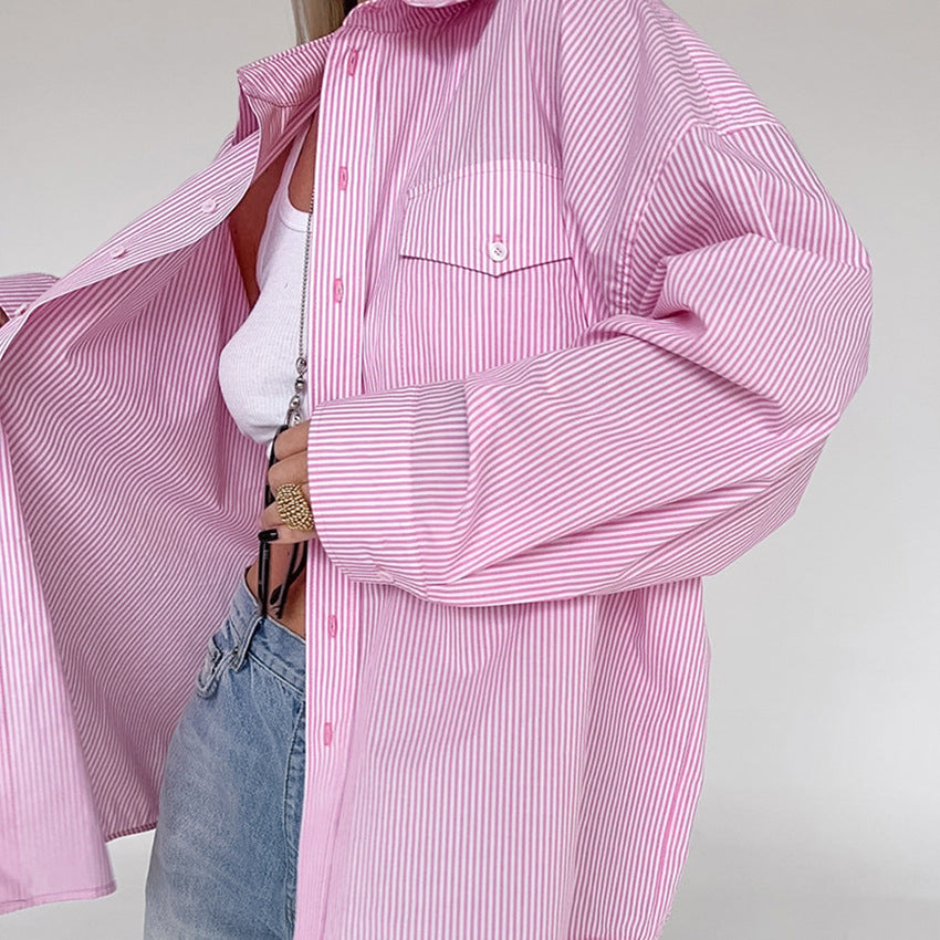 Dame stribet oversized skjorte med brystlomme og afslappet snit Stilla