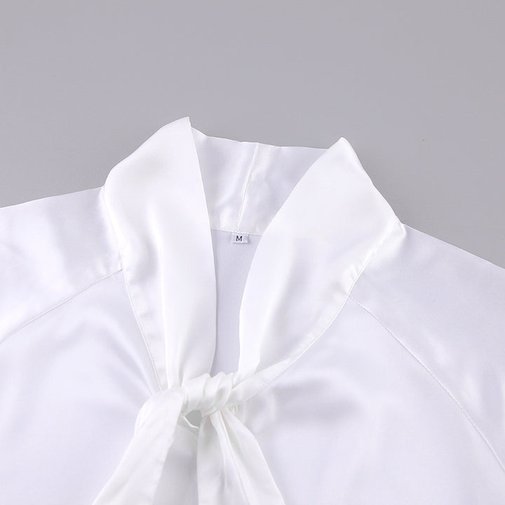 Dame elegant bluse med smart indpakningsdesign og brede ærmer Stilla
