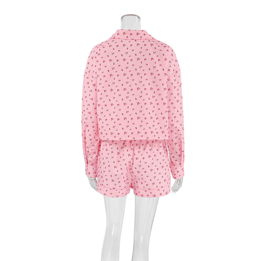 Dame pyjamasæt med blomsterprint og løs pasform Stilla