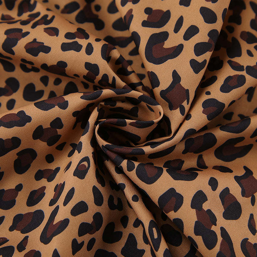 Dame Kimono-robe med moderne leopardmønster Stilla
