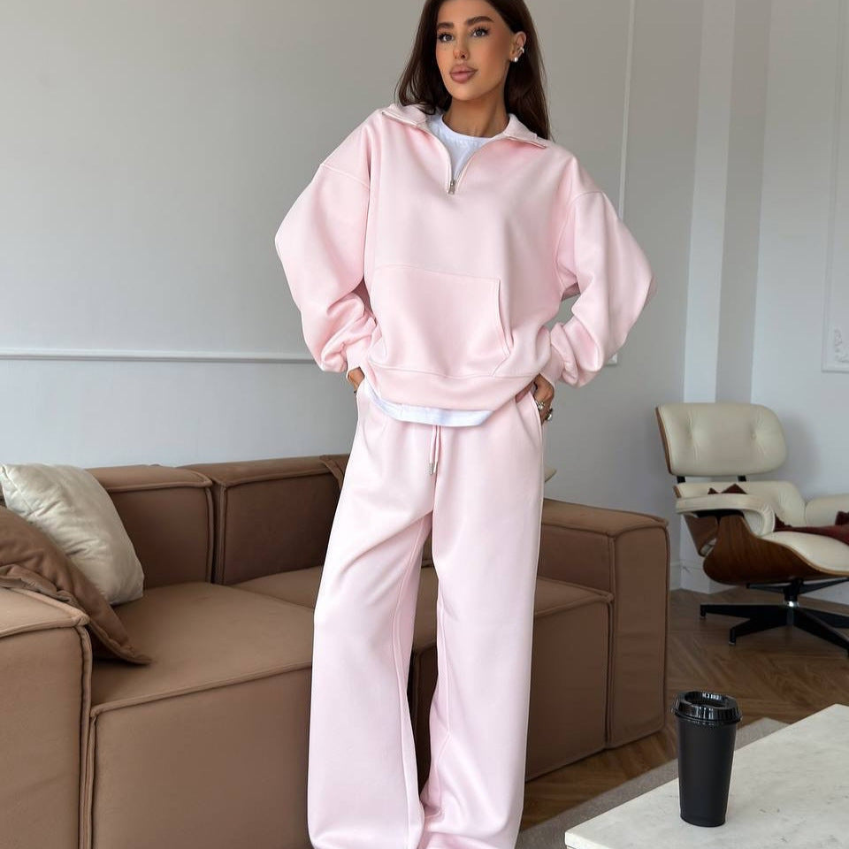 Kvinders sporty pullover med halvlukning og brede bukser Skovae