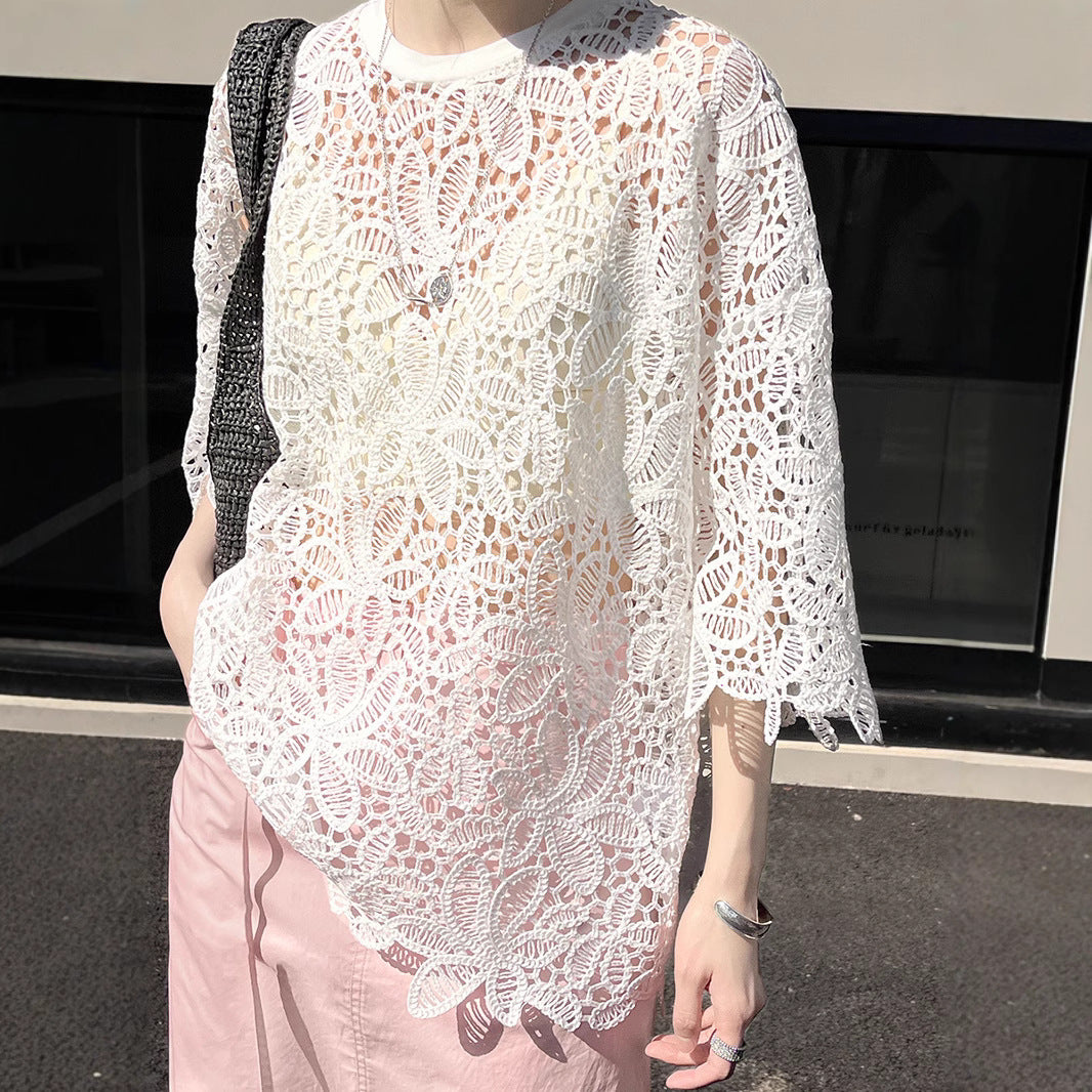 Dame spidsbluse med eksklusive broderier og løse ærmer Stilla