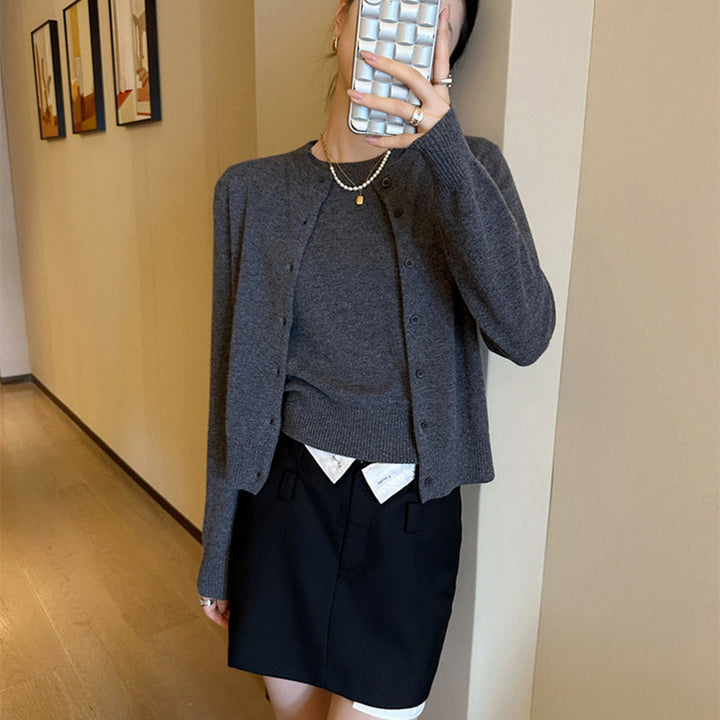 Kvinderne elegante cardigan med fine knapdetaljer og klassisk snit Stilla
