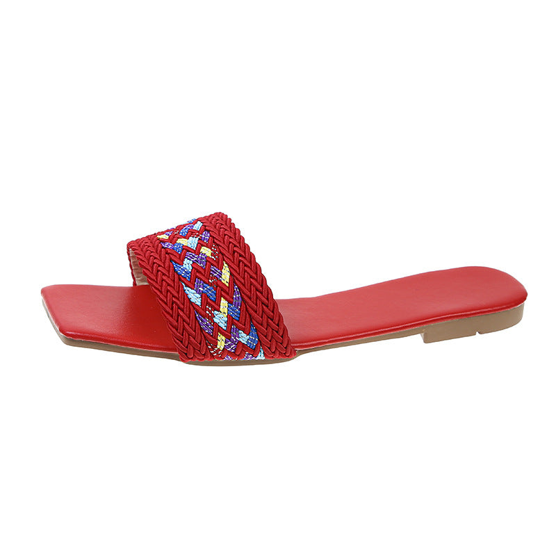 Dam flade sandaler med stilfuld flettet design og behagelig sål Stilla