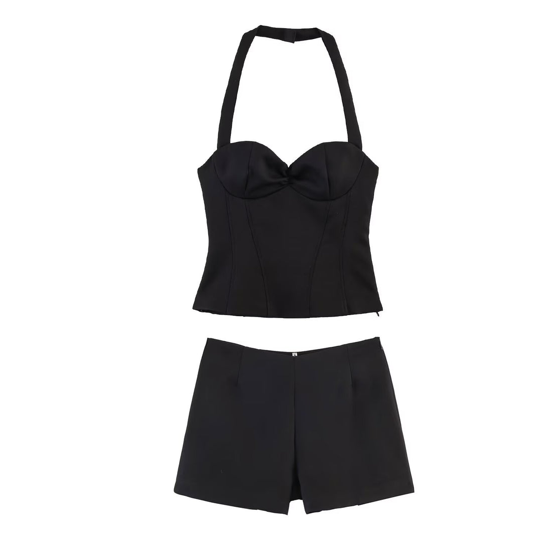 Dame kombination af kort top og shorts Skovae