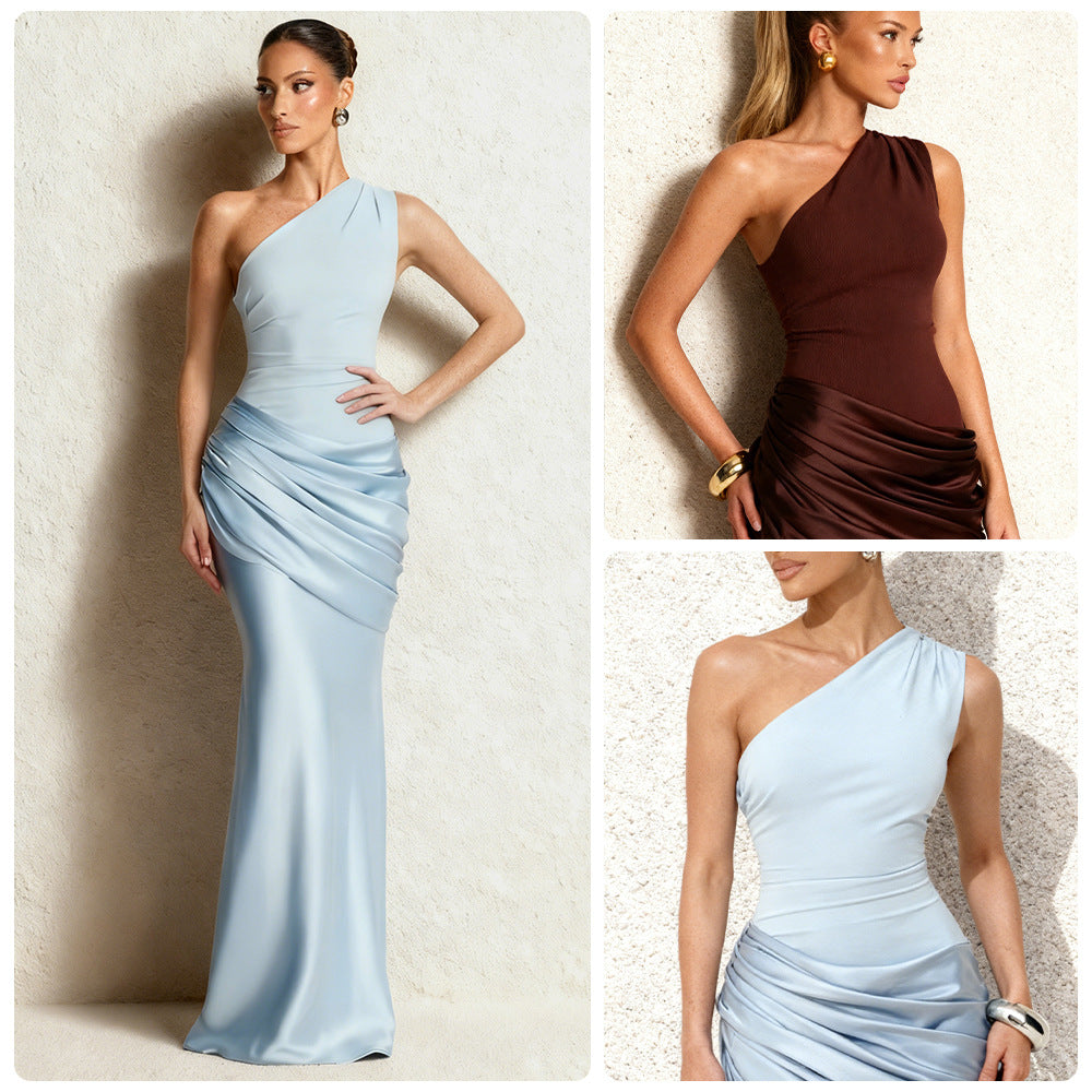 Damer Elegant Asymmetrisk Aftenkjole med Flydende Satin og Fino Drapering Detalje Skovae
