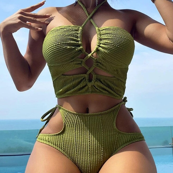 Femme Chic Cut-Out Bandeau Bikini Sæt Stilla