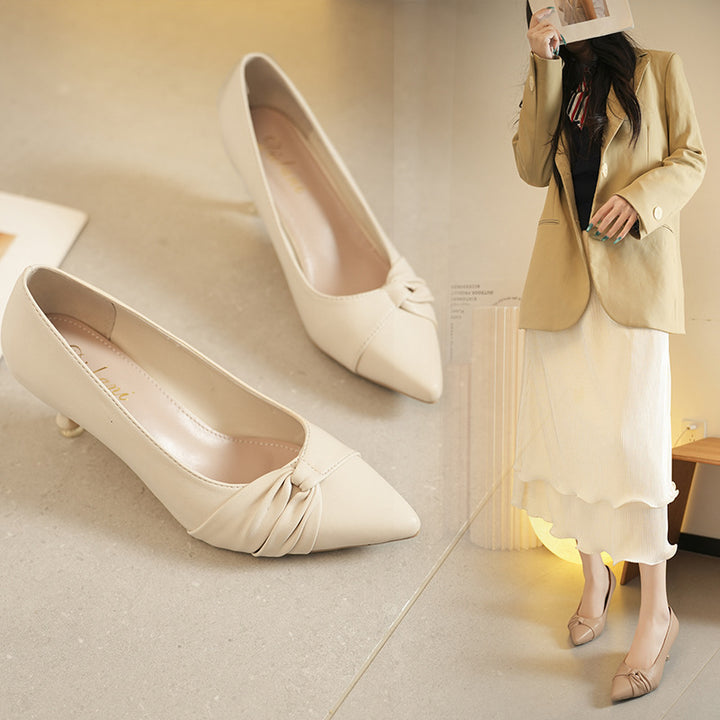 Dame elegante pumps med stilfuld knude-design Stilla