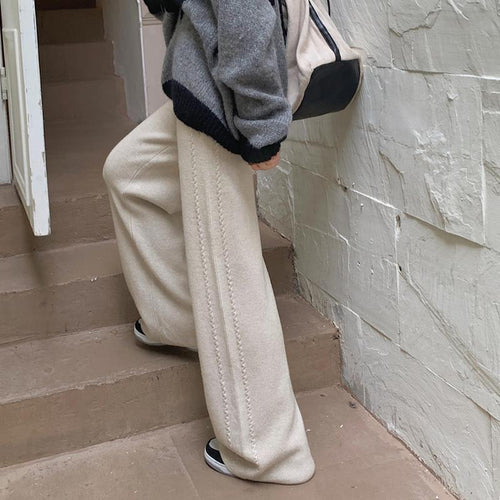 Kvinders hyggelige ribstrikkede cardigan med elegant stående krave Stilla