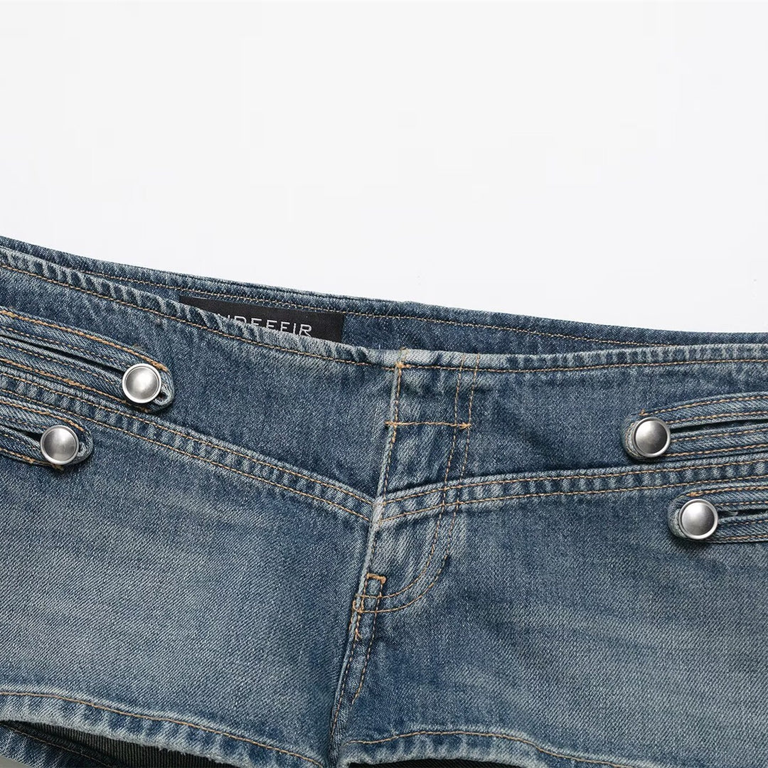 Dame Denim-Shorts med dekorative knapper Skovae