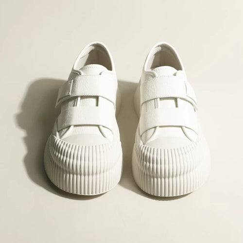Dame Sneakers i sporty design med forhøjet sålprofil og praktisk velcro Stilla