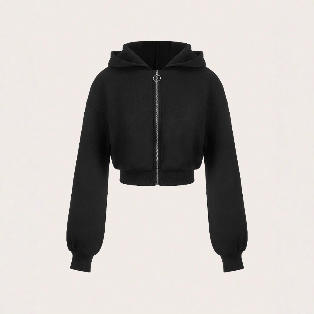 Kvindernes cropped hoodie med innovativ lynlås og voluminøse ærmer Stilla