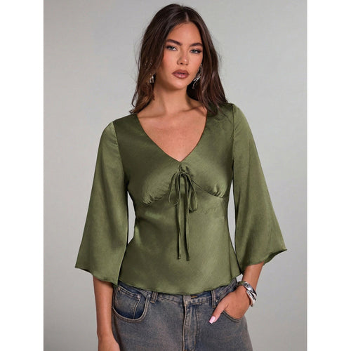 Dame Elegant top med slips og vide ærmer Skovae