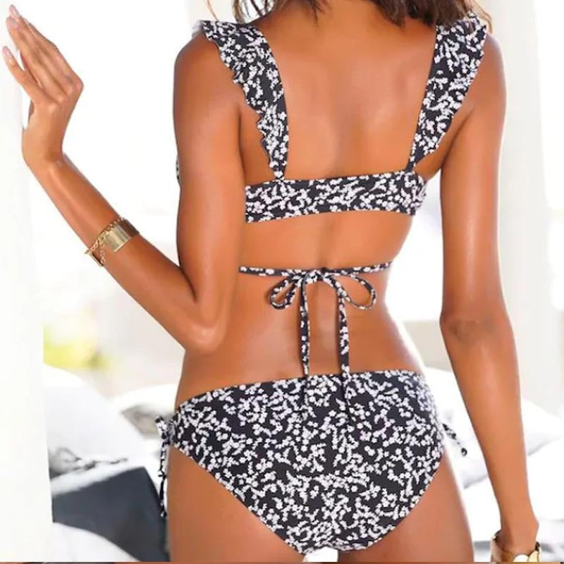 Damebikini med farverigt spidsdesign Skovae