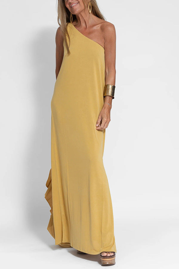 Dame Maxi kjole med asymmetrisk snit og elegant slids Stilla