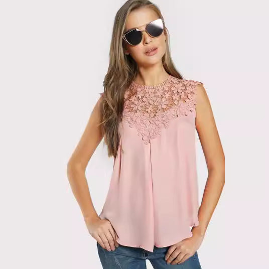 Damebluse med blomsterbroderi og flydende snit Stilla