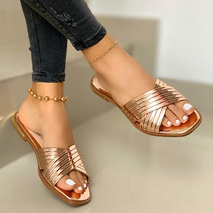 Dame Elegante Sandaler med glitrende Metalldetaljer og behagelig sål Stilla