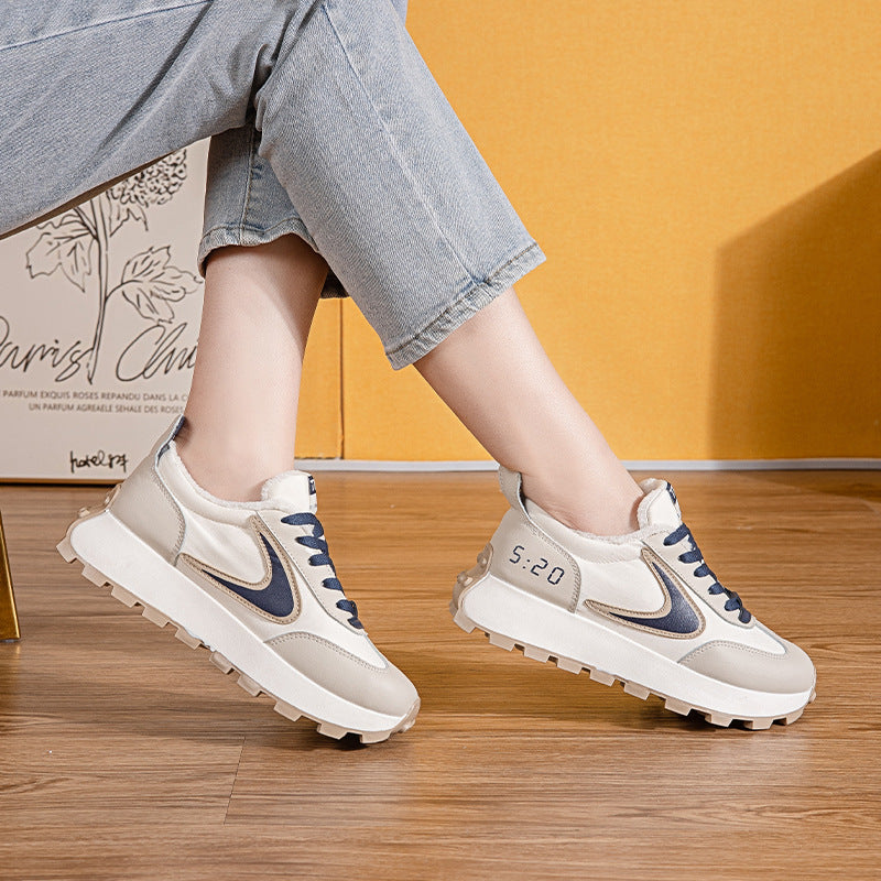 Dame Sporty Sneakers med blødt for og skridsikker sål Stilla