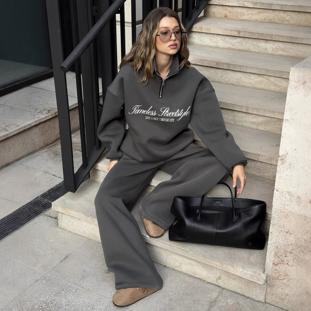 Kvindernes sporty halvlange pullover med fuldlængde lynlås og oversized pasform