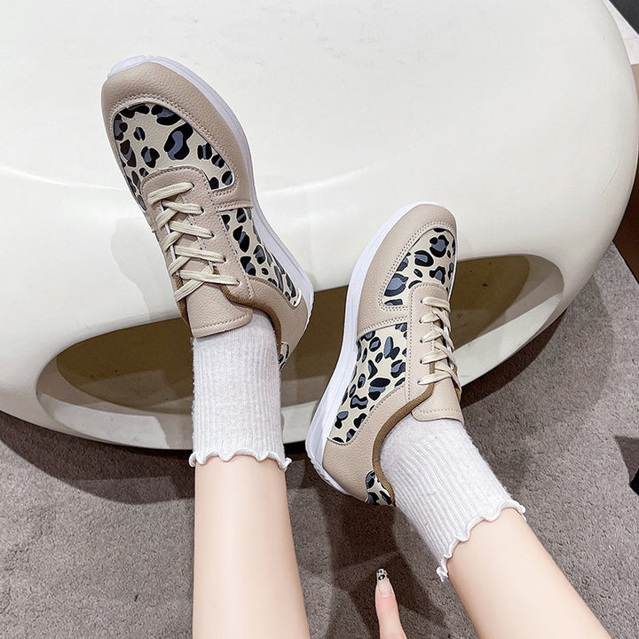Dame sneakers i moderne leopardprint-design med skridsikker sål og åndbart overmateriale Stilla