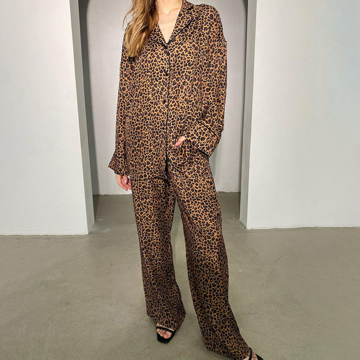 Dame Kimono-robe med moderne leopardmønster Stilla