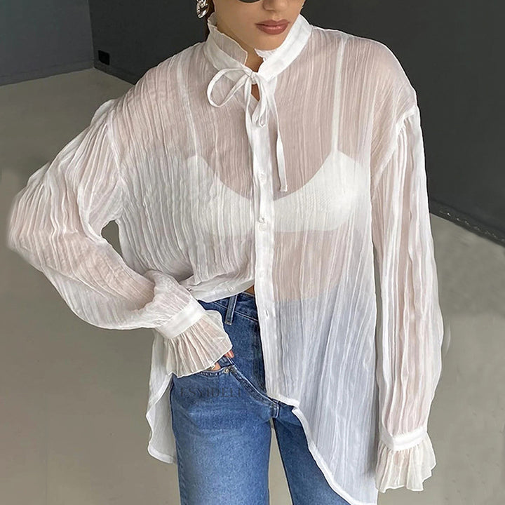 Dame langærmet bluse med elegant ståkrave og fine flæsedetaljer Stilla