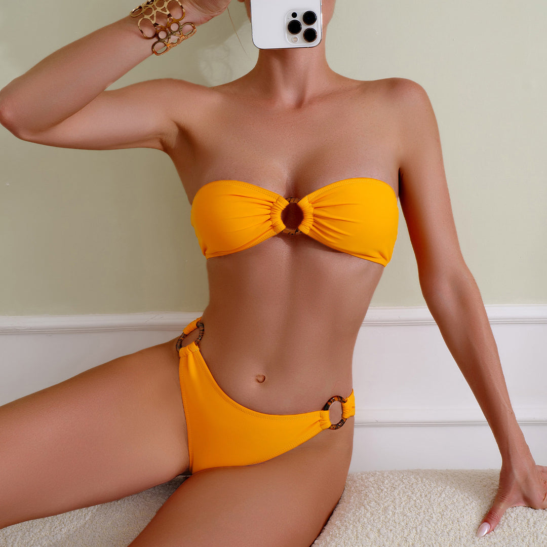 Dame bandeau bikini med fashionable ringdetaljer Skovae