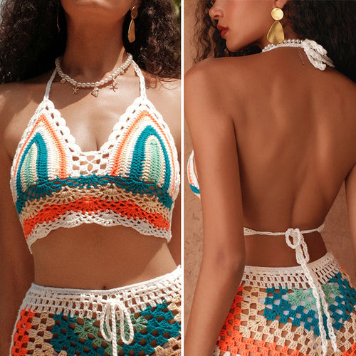 Dame hæklet bikini top med avantgarde design og farverigt mønster Stilla