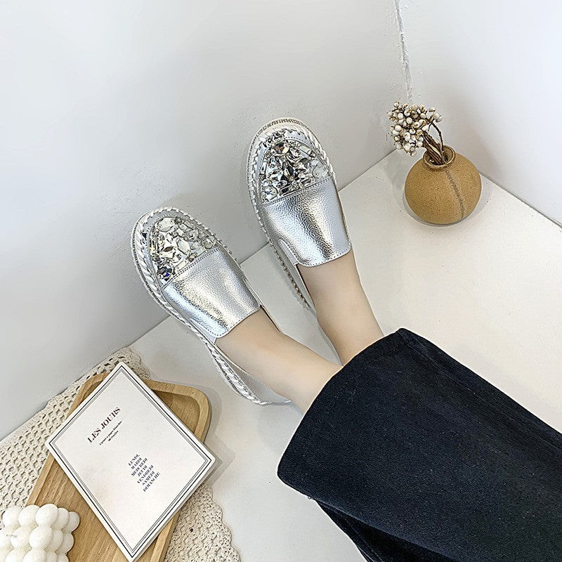 Dame Slip-On Mules med glitrende pyntesten og behagelig sål Stilla