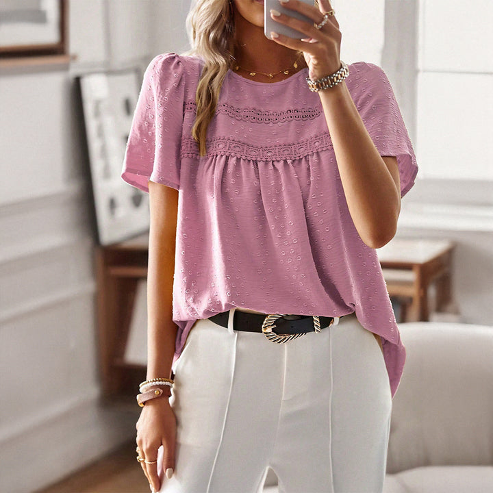 Dame let bluse med fin broderi Stilla