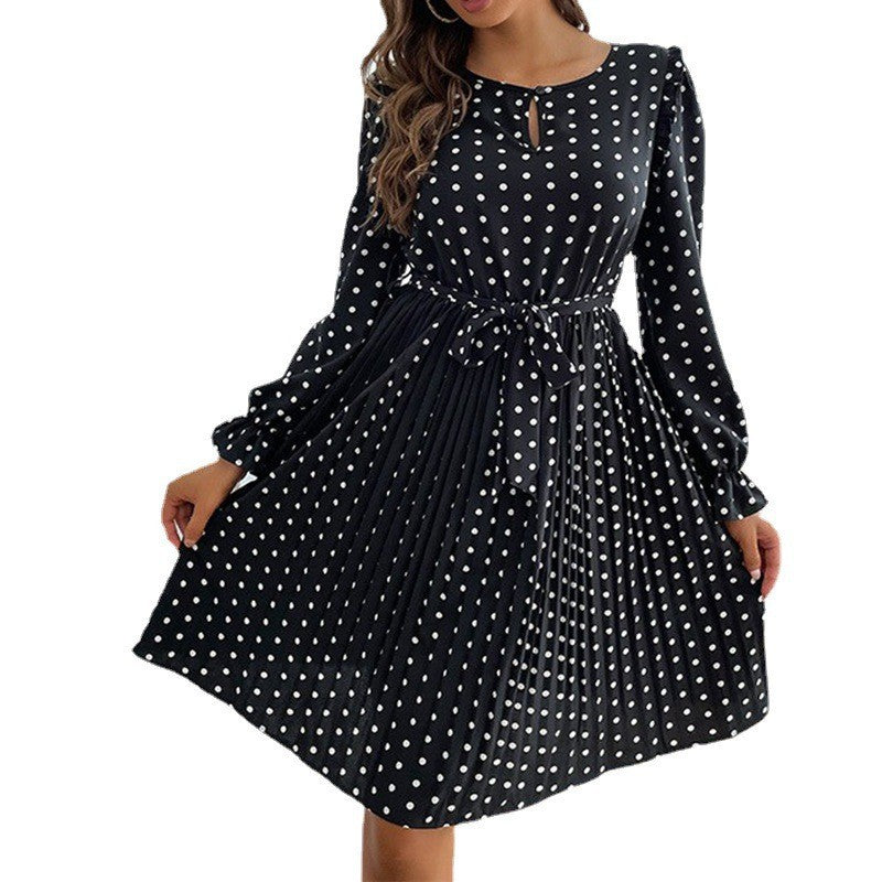 Dame Polka Dot Kjole med prydende taljebælte og udskårne ærmer Stilla
