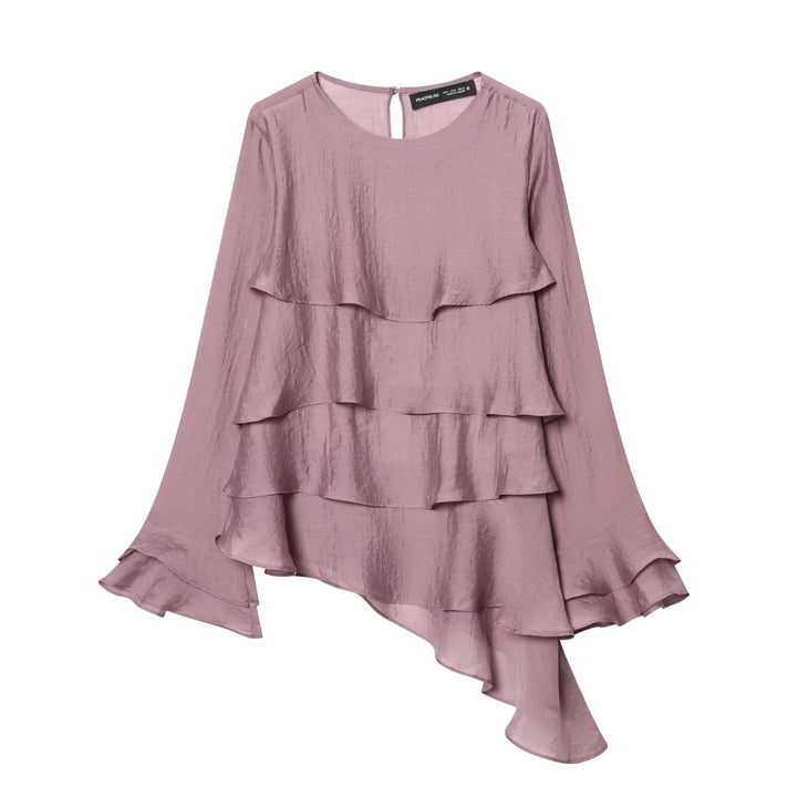 Dame asymmetrisk bluse med flæsedetaljer og elegant fald Skovae