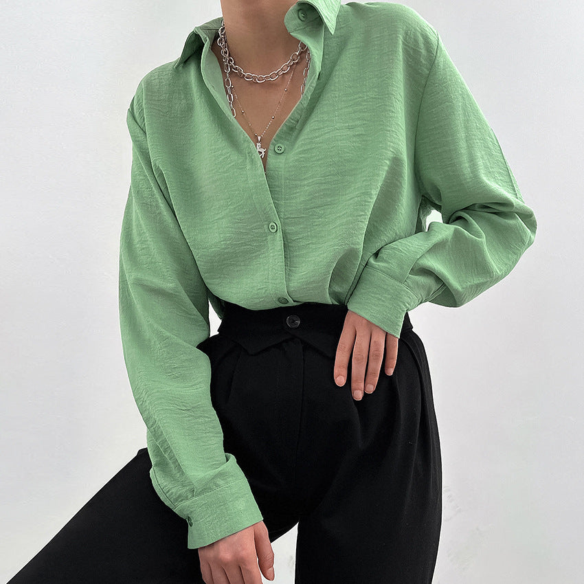 Dame elegant skjorte bluse lavet af højkvalitets, let materiale med moderne krave Stilla