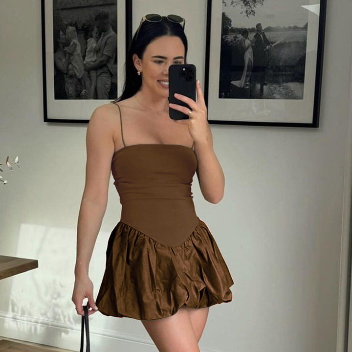 Femme Spaghetti-stropper Flared Mini Kjole Stilla