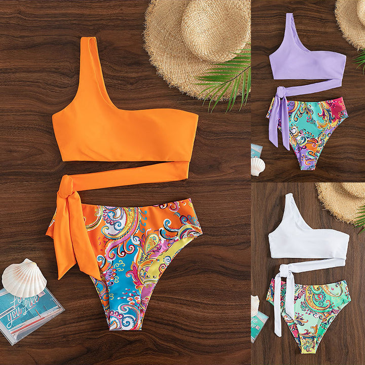 Dame triangel-bikini med asymmetrisk top og elegant indpakningsbånd Skovae