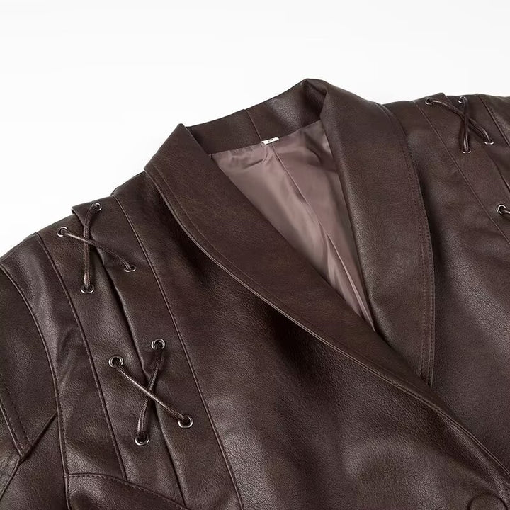 Kvindernes Syntetiske Læder Blazer Jakke med Dekorativ Bælte Detalje og Generøs Krave Stilla