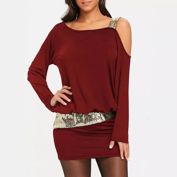 Femme Elegantes og funklende top med off-shoulder design Stilla