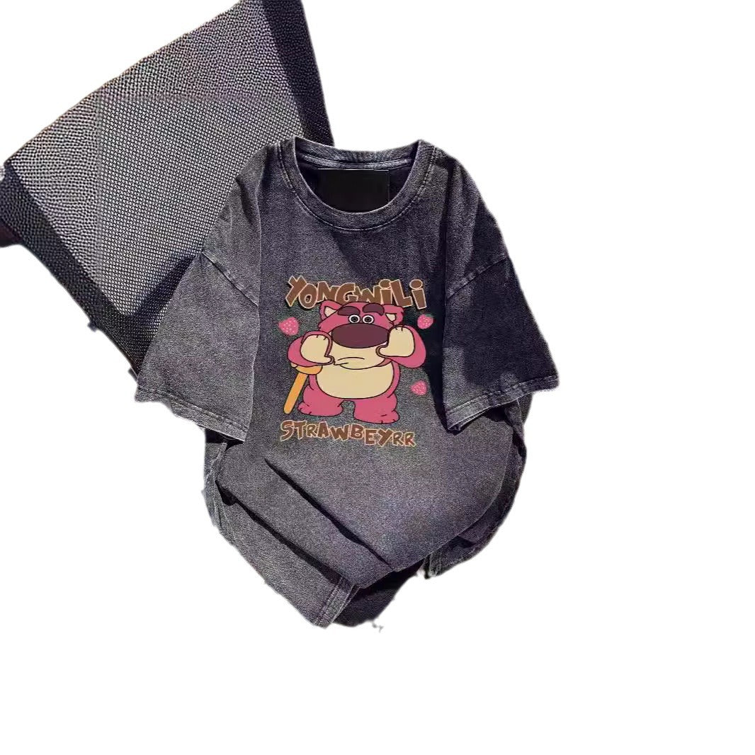 Dame T-shirt med legende cartoon-design og oversized snit Stilla