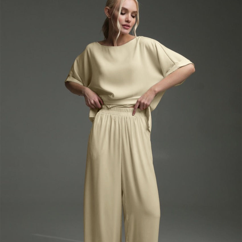 Dame Elegant loungewear-sæt med løs pasform og luksuriøse stoffer Stilla
