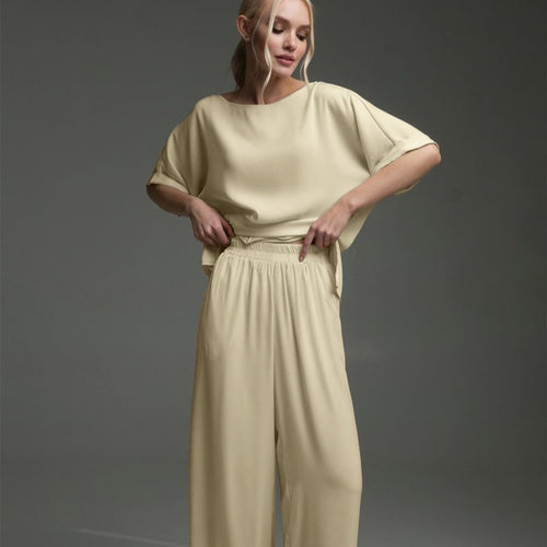 Dame Elegant loungewear-sæt med løs pasform og luksuriøse stoffer Stilla