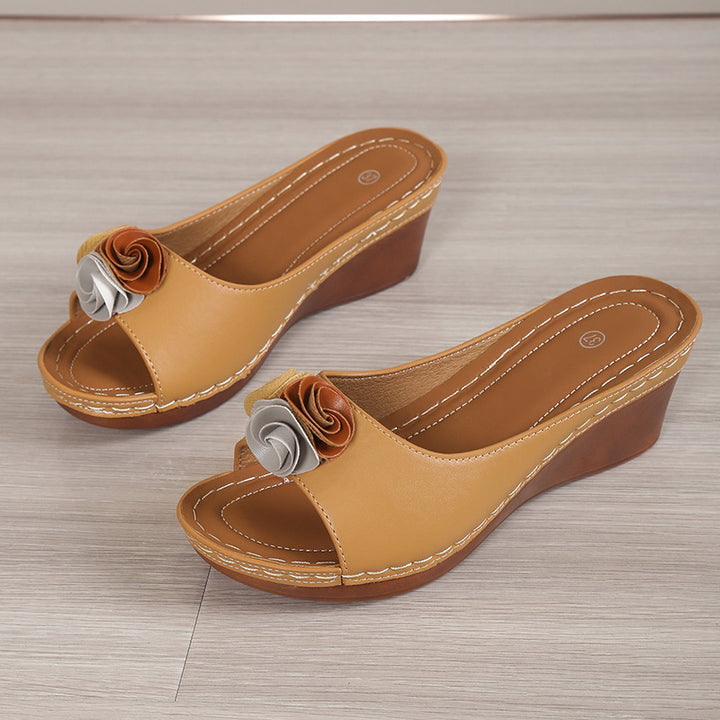 Dame elegante kile-clogs med floralt dekorer Stilla