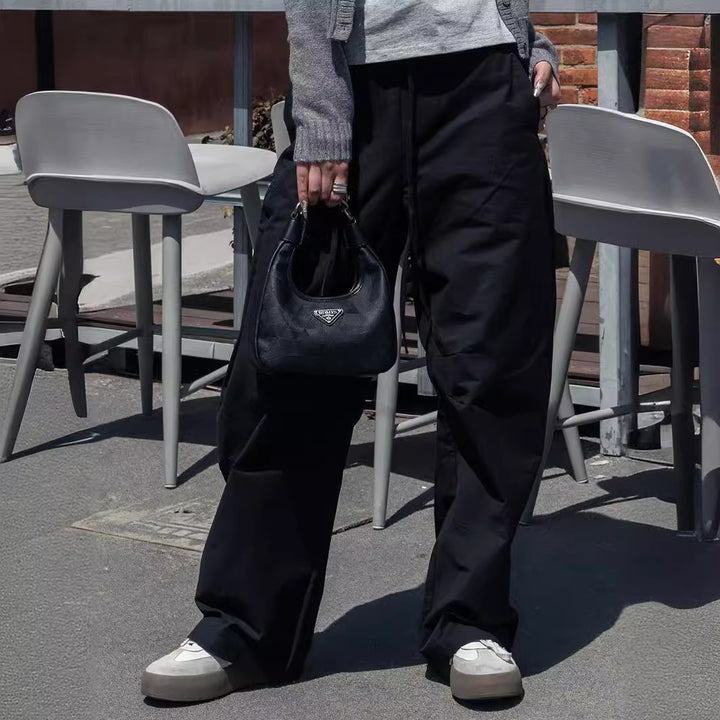 Dame Elegant og løs linnedbukser med praktiske sidelommer Stilla
