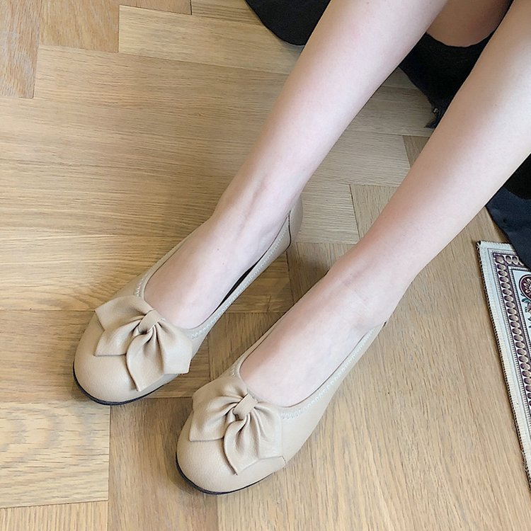 Dame Ballerinas med dekorativt sløjfe-detalje og komfortabel indersål Stilla