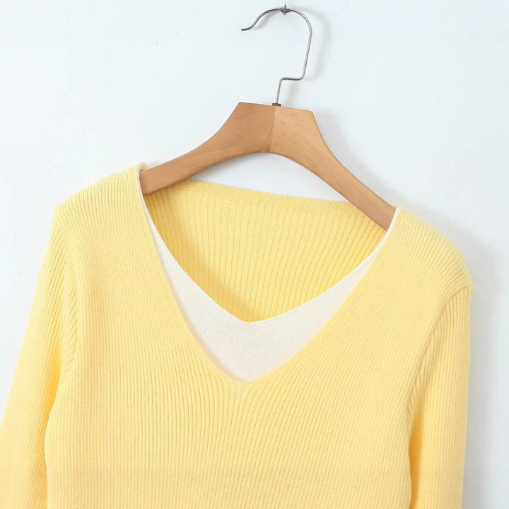Damer let V-hals strik top Stilla