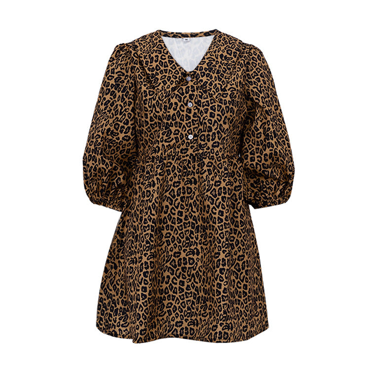 Dame Oversized Leopardbluse med knapdetaljer og ballonærmer Stilla