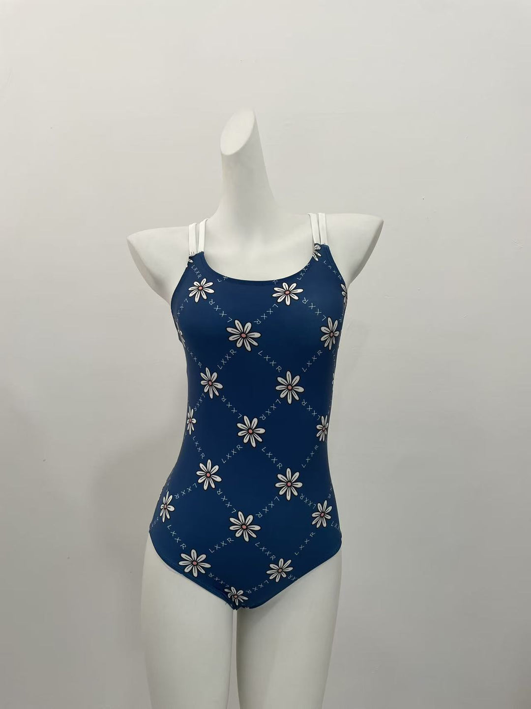 Dame one-piece badedragt med blomsterprint og justerbare stropper Skovae
