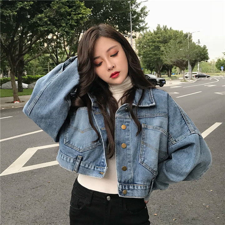 Women's cropped denim jacket with oversized cut Stilla