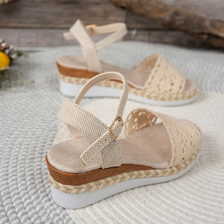 Dame komfortable espadriller med elegant perforeringsdetaljer Stilla