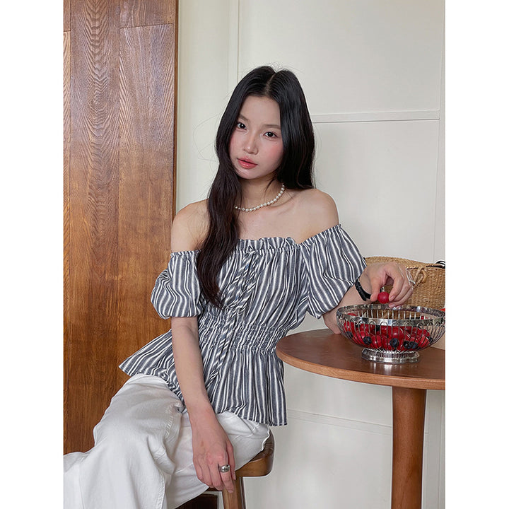 Damernes Off-Shoulder Bluse med ruchedetaljer og elastisk kant Stilla