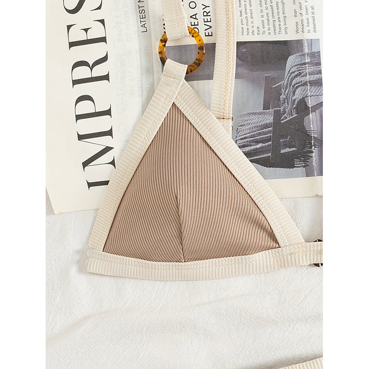 Dame Triangel-Bikini med elegante stropper og detaljeret design Skovae